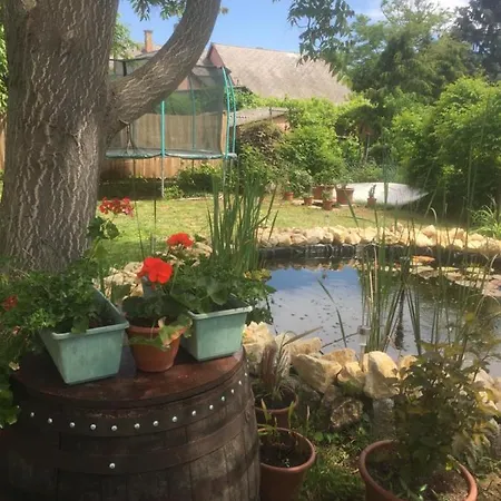 Lelle-kert 02 Balatonlelle