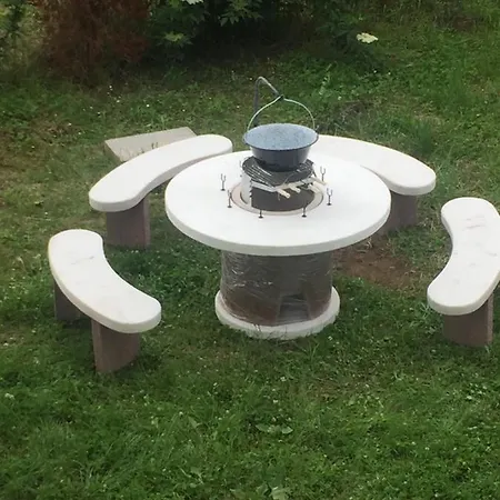 Apartmán Lelle-kert 02 *